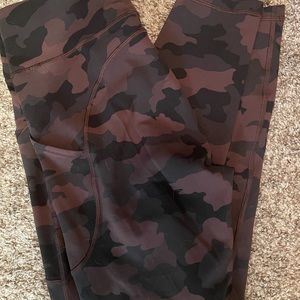 Lululemon size 8